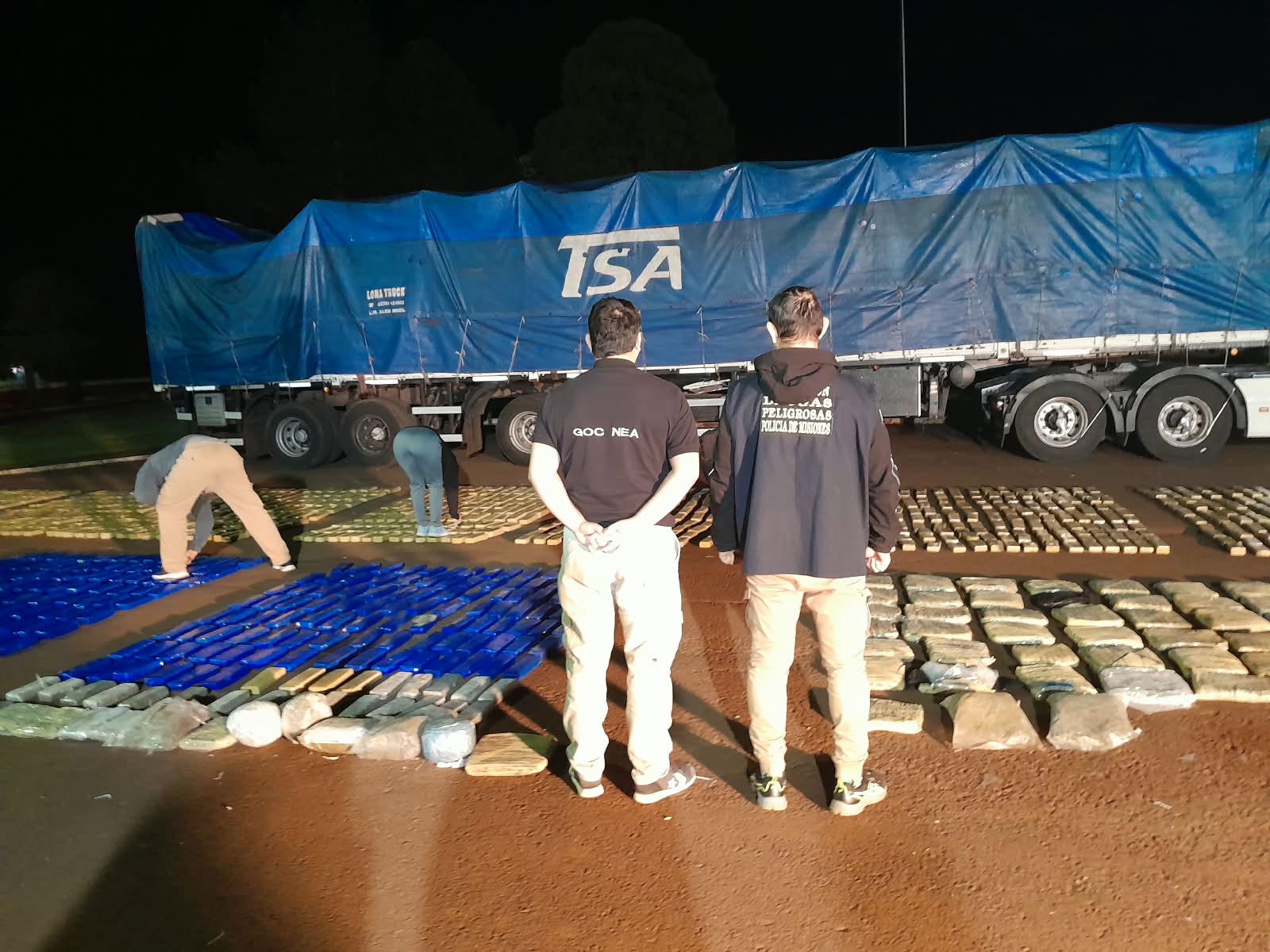 Golpe al narcotráfico: desmantelan una organización entre Misiones y Buenos Aires que transportaba toneladas de droga 2
